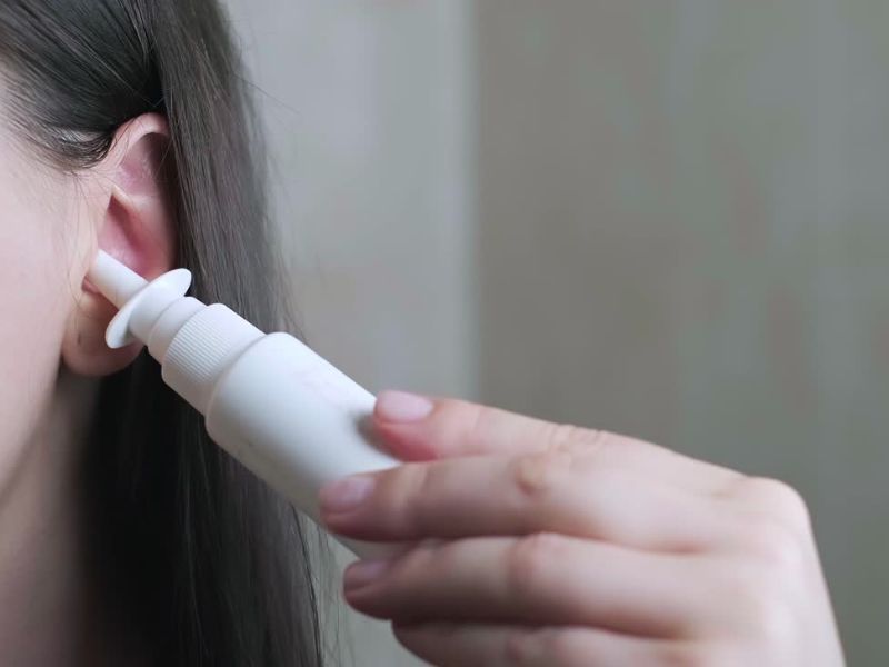 Plivanje može izazvati upalu uha; sprejevi poput Oto Aqua Acida pomažu preventivno.