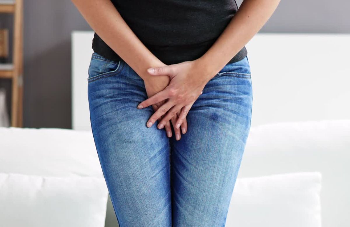 Bakterije u urinu bez simptoma obično ne zahtevaju lečenje osim trudnica i rizičnih slučajeva. Antibiotici su glavni tretman.