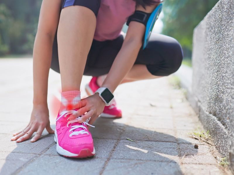 devojka se povredila na trčanju