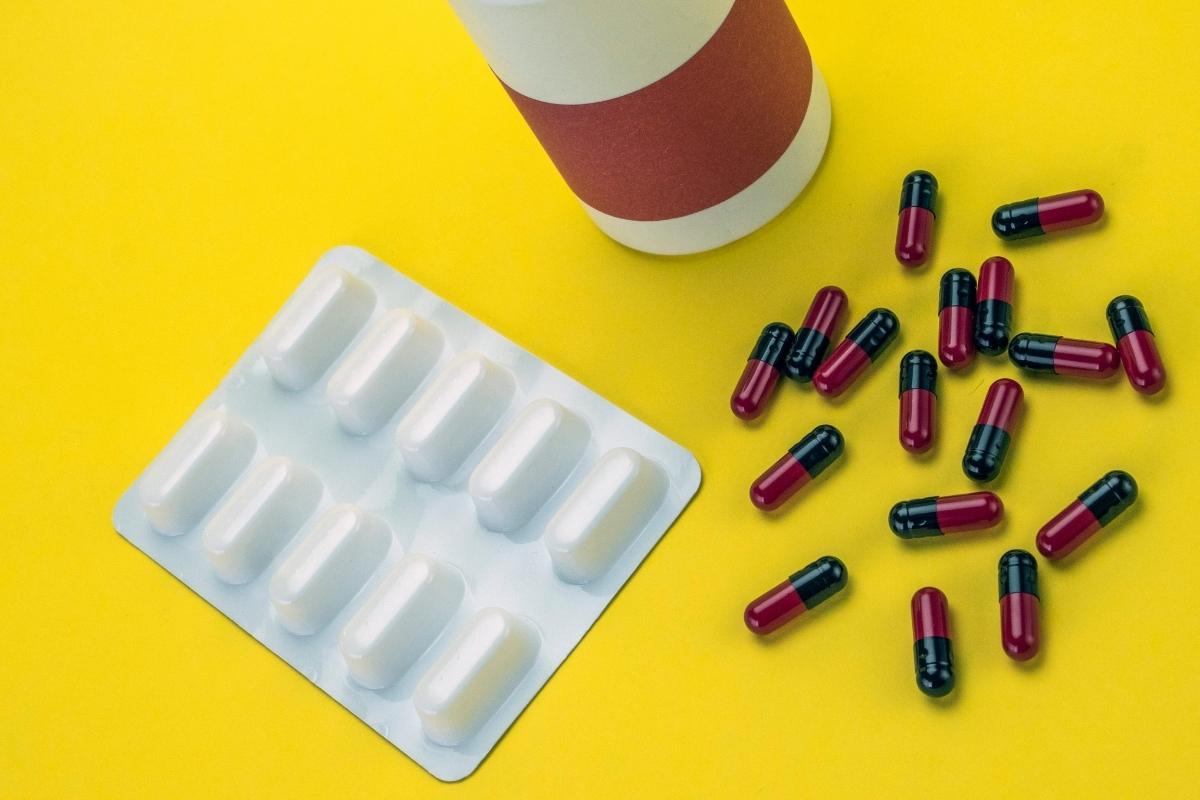prikaz probiotika i antibiotika